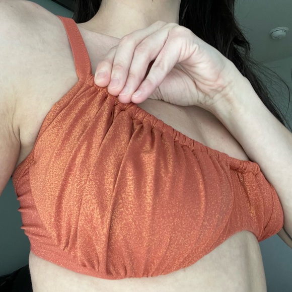 New Victoria’s Secret D CUP Ruched Wicked Bikini Top - Picture 3 of 8